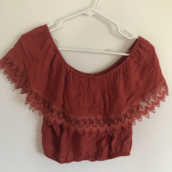 Charlotte Russe Tops - Charlotte Russe Rust Red Boho Crop Top Size L EUC